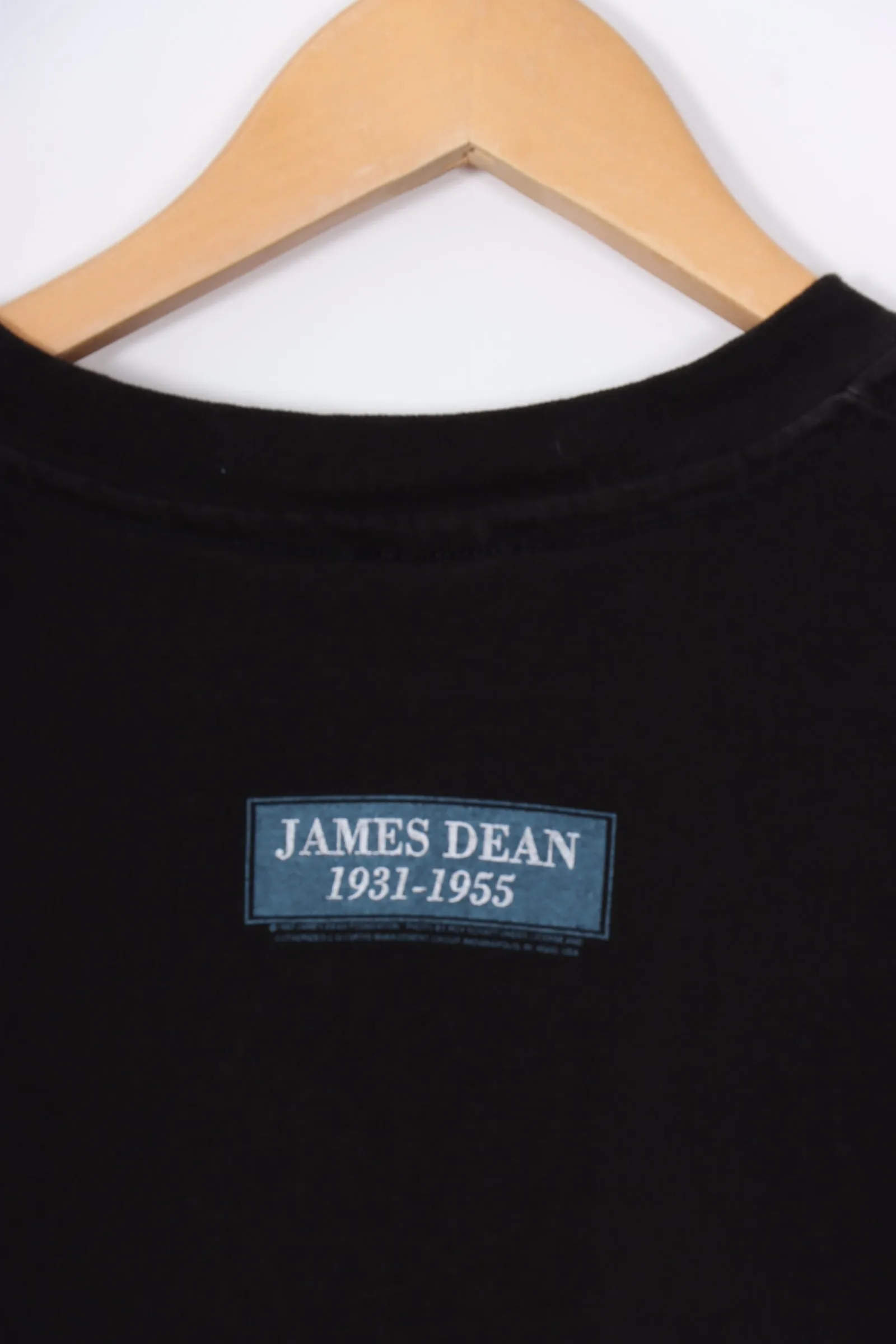 1982 VINTAGE JAMES DEAN Portrait Graphic Tee (XL)