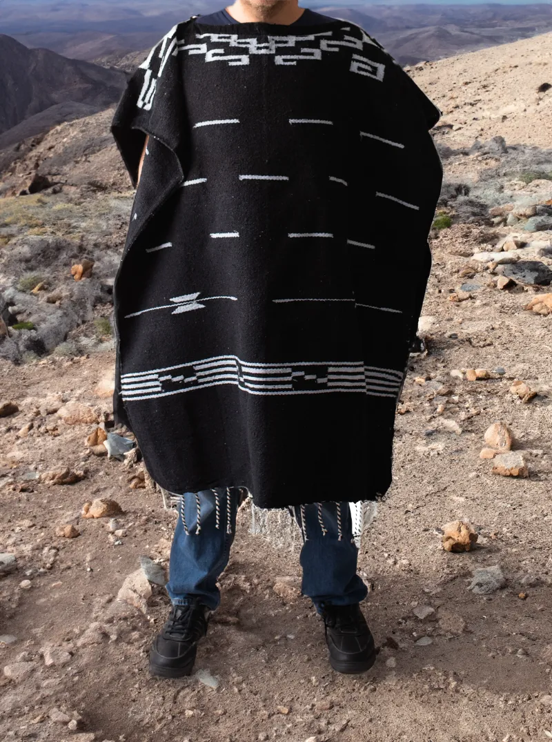 Clint Eastwood Poncho - Mexican Poncho - BLACK