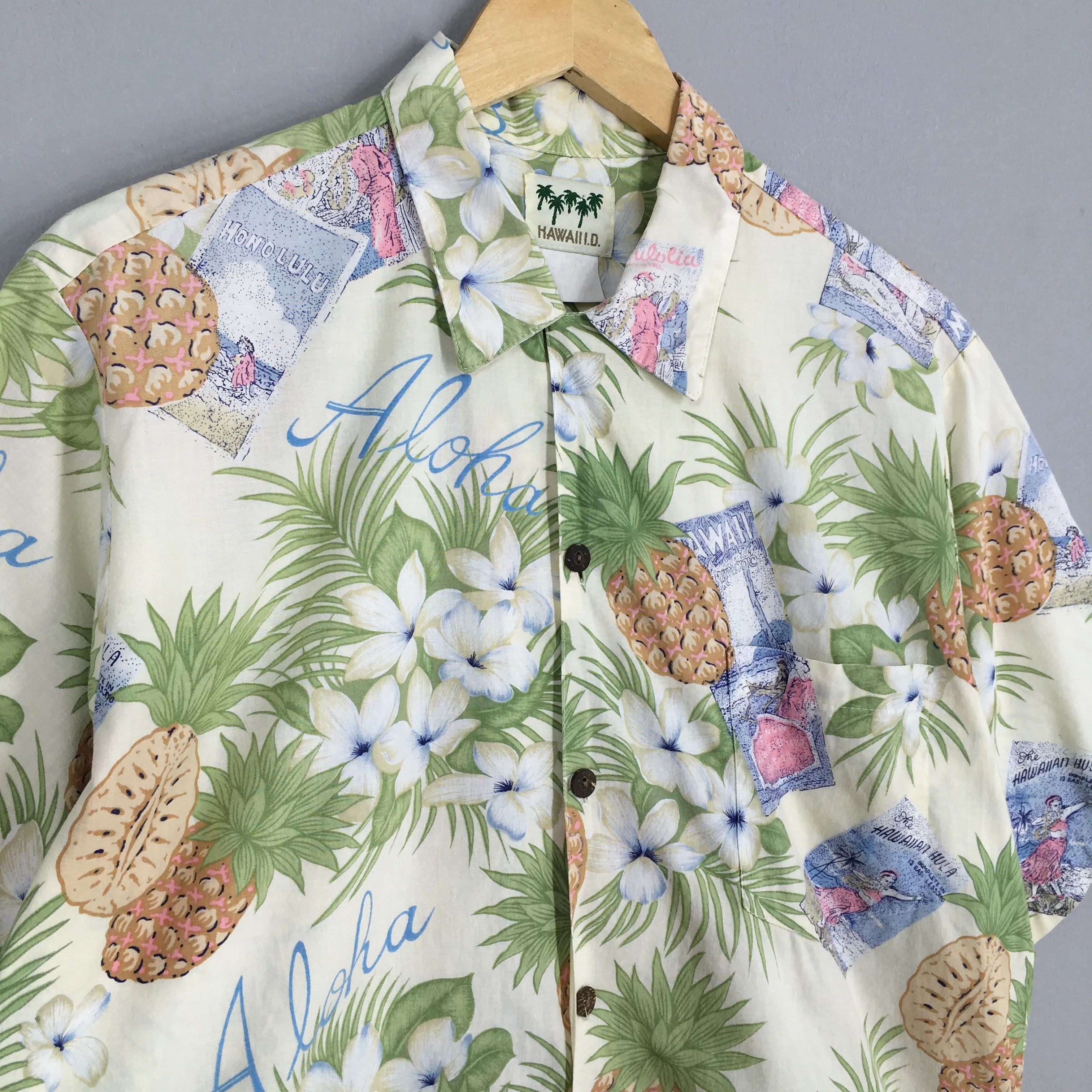 Hawaiian Pineapples Aloha Tropical Shirt Medium