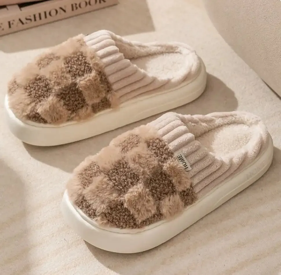 New Winter Fluffy Fur Slippers