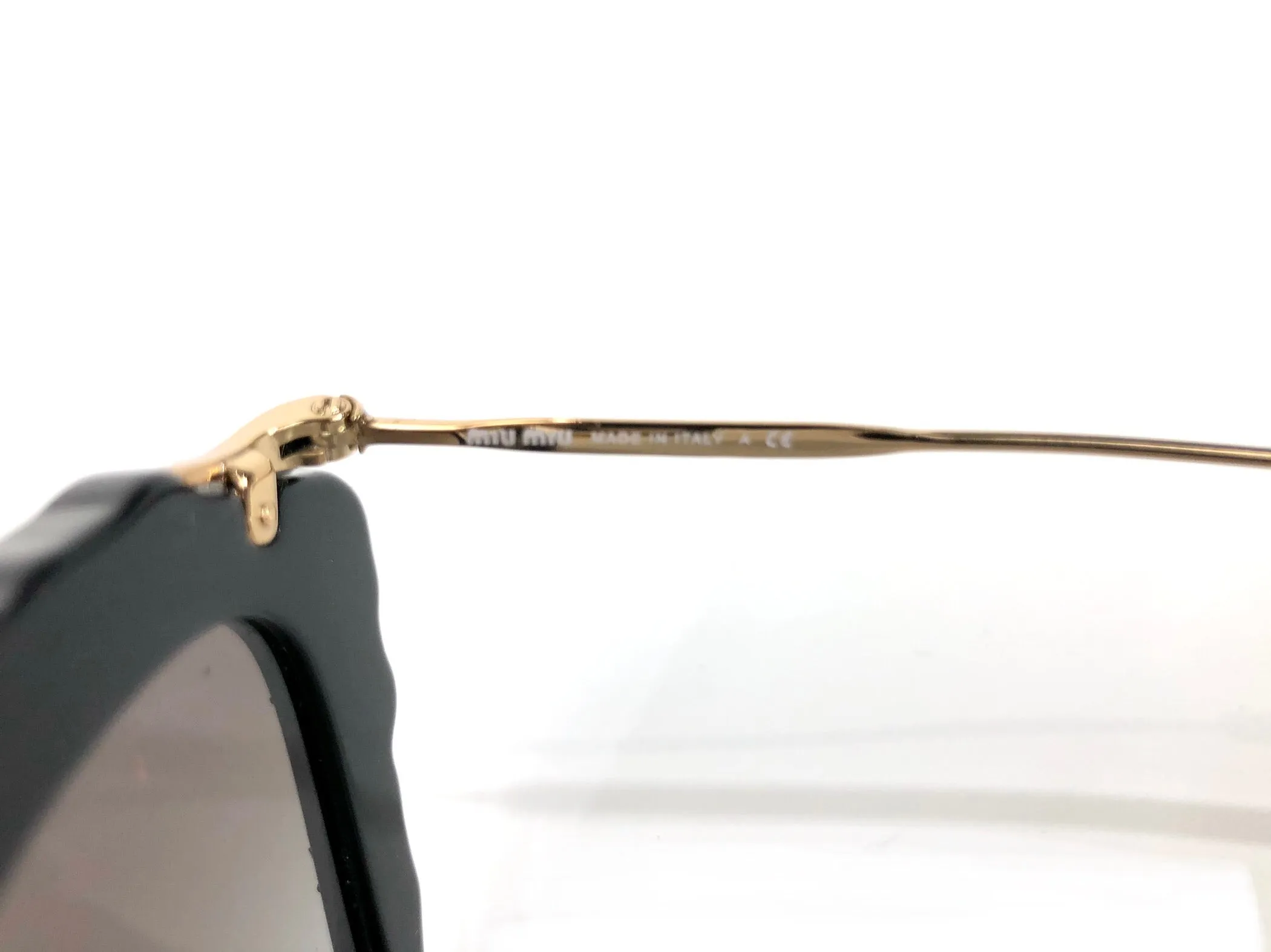 Noir Cat Eye Crystal Sunglasses