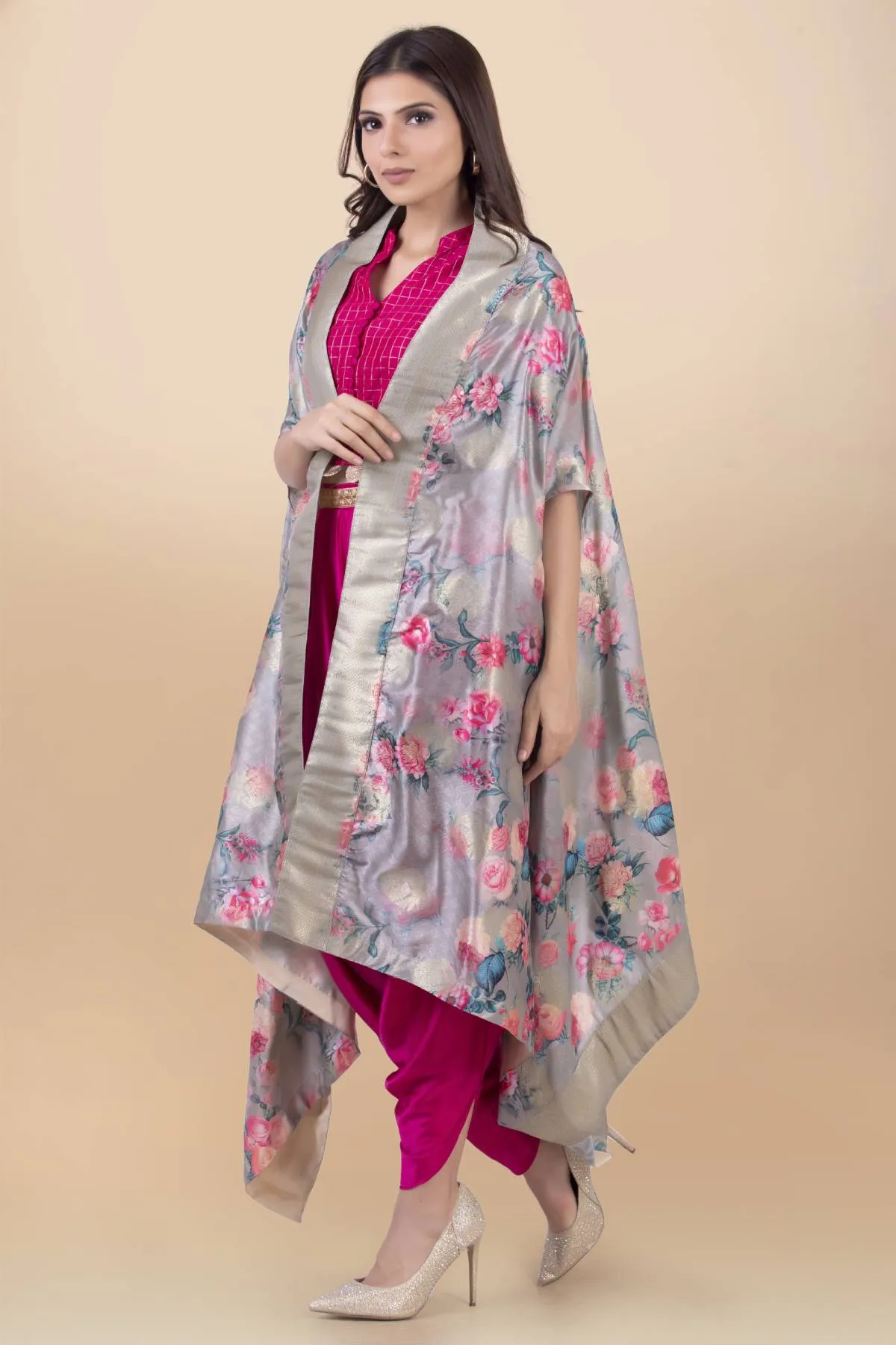 Print Embossed Cape Set