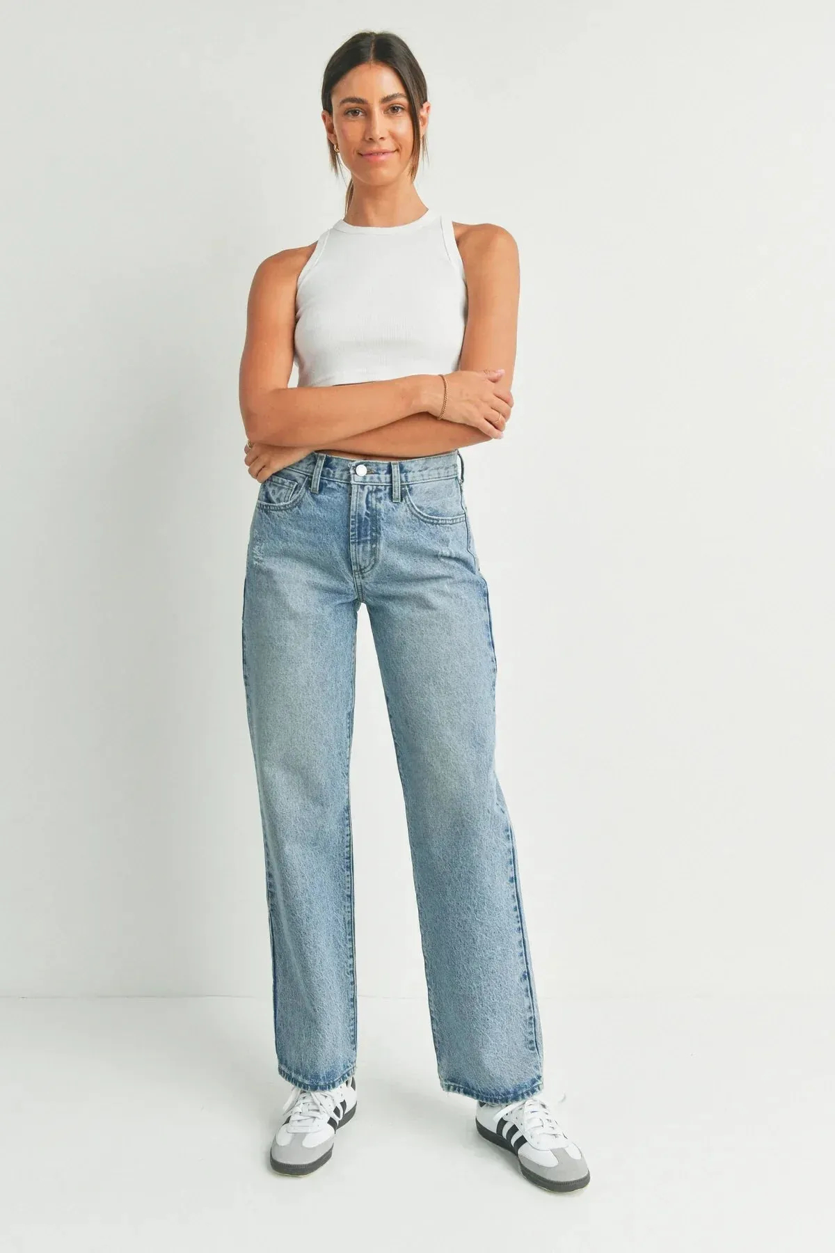 RELAXED FIT STRAIGHT LEG JEANS