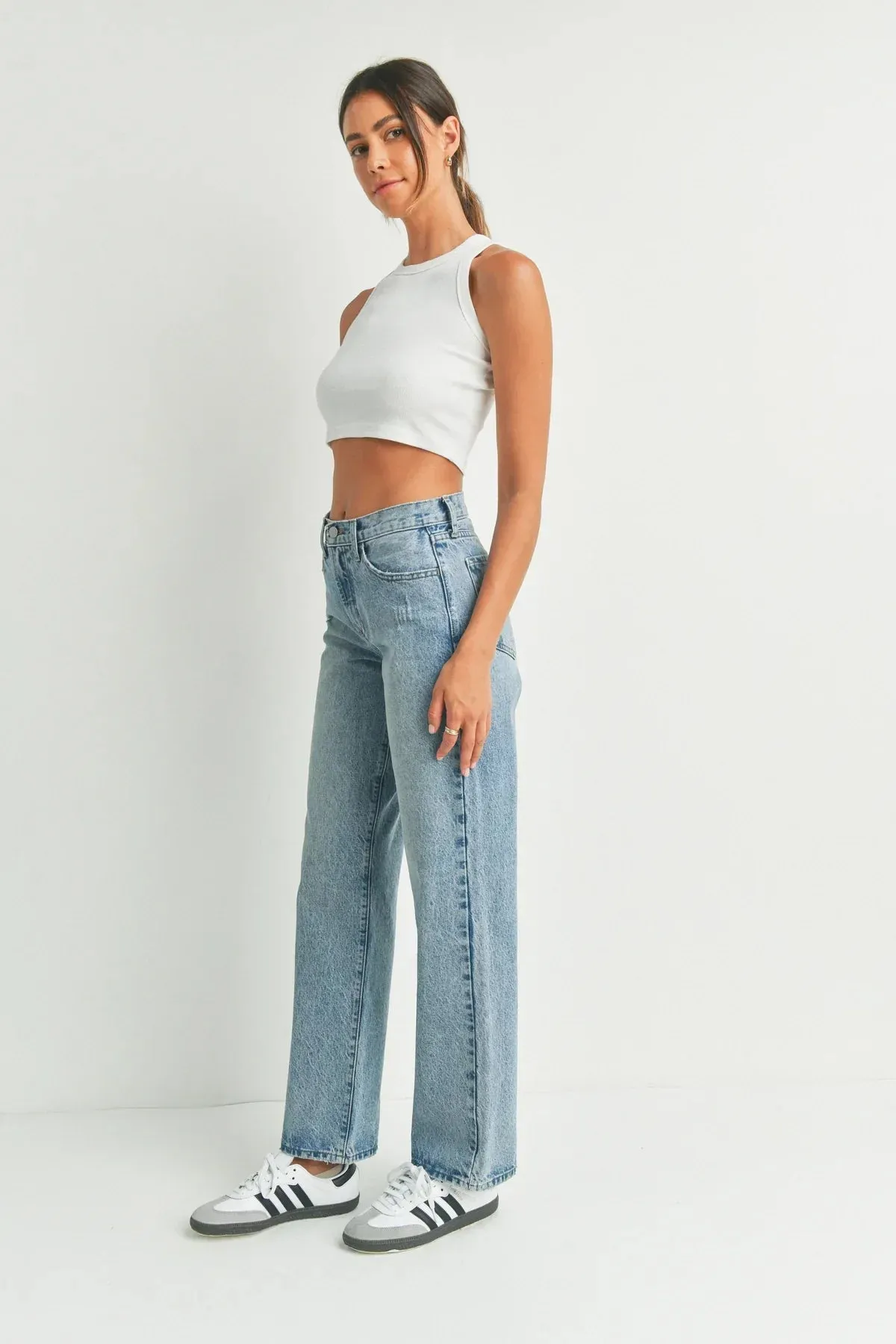 RELAXED FIT STRAIGHT LEG JEANS