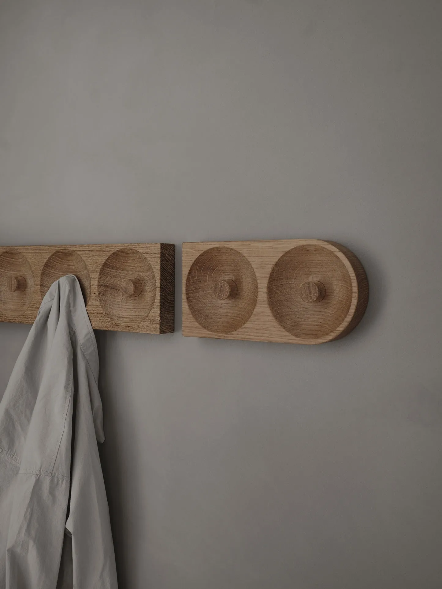 Solid Hook Coat Hanger w/2 Hooks