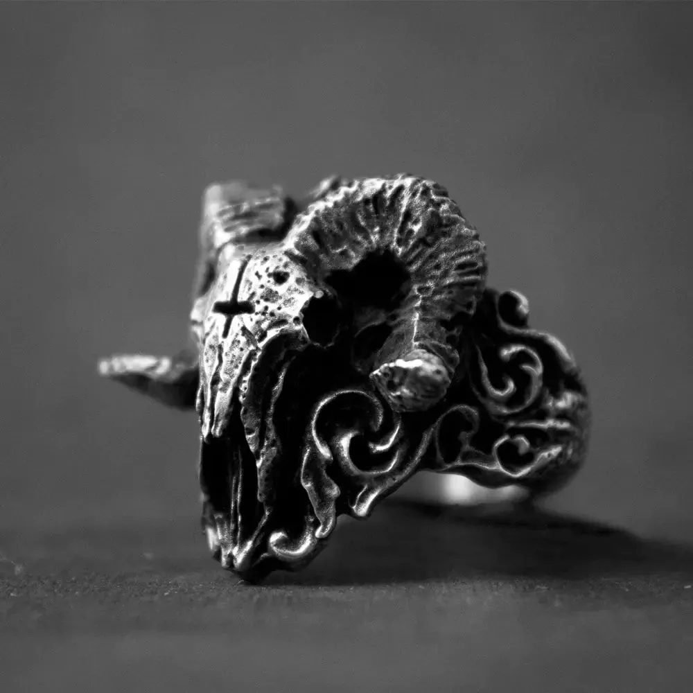 Unique Punk Gothic Skull Ring