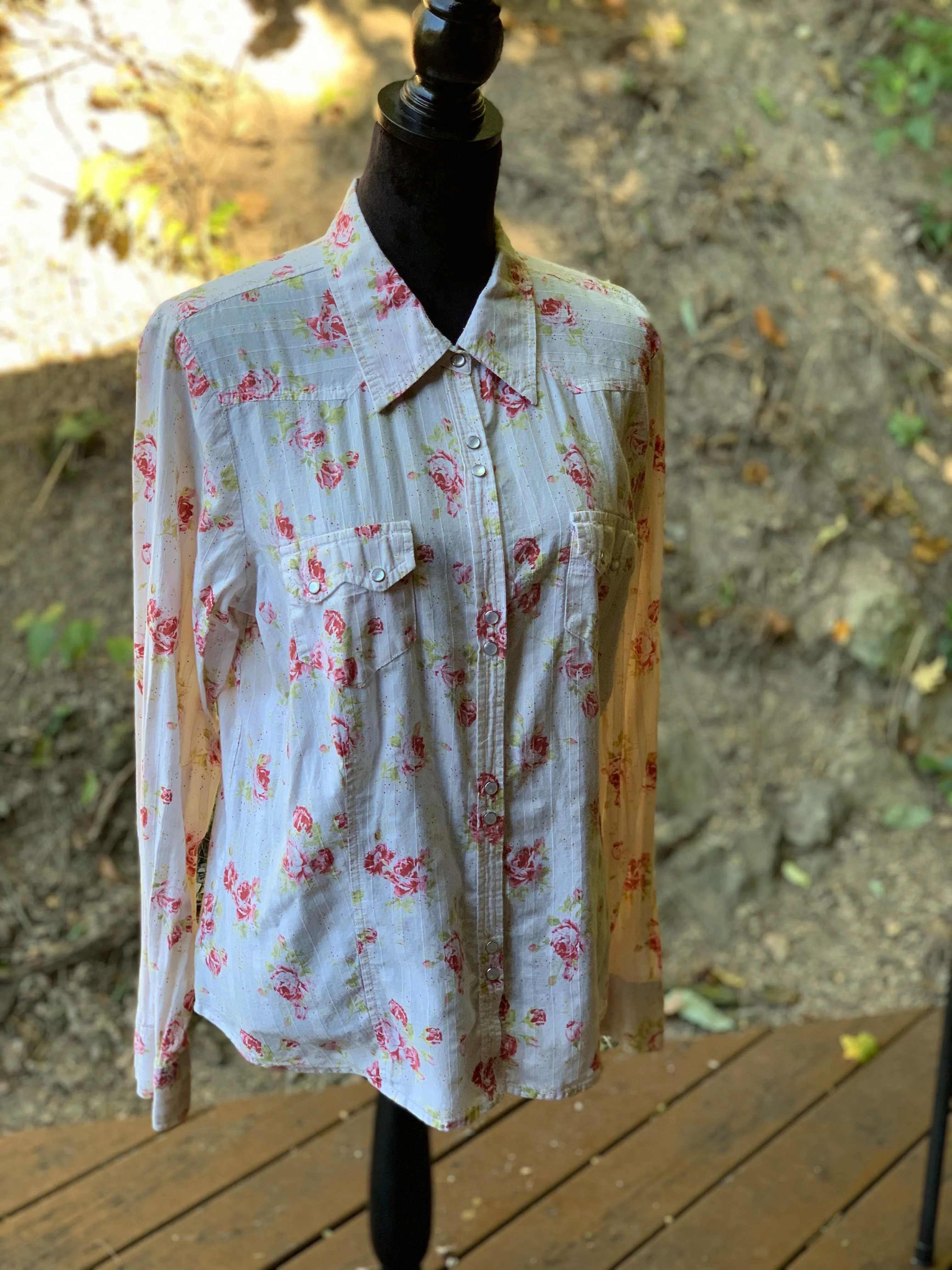 Vintage Floral Western Shirt with Pearl Snaps