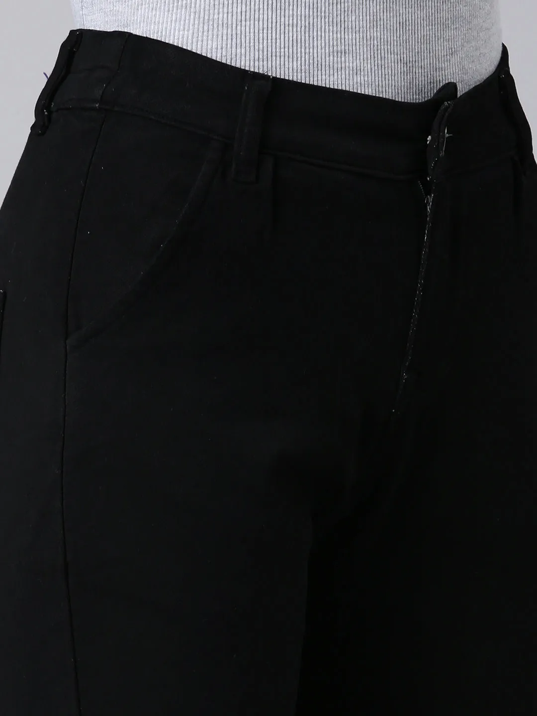 Women Black Solid Jogger Denim Jeans