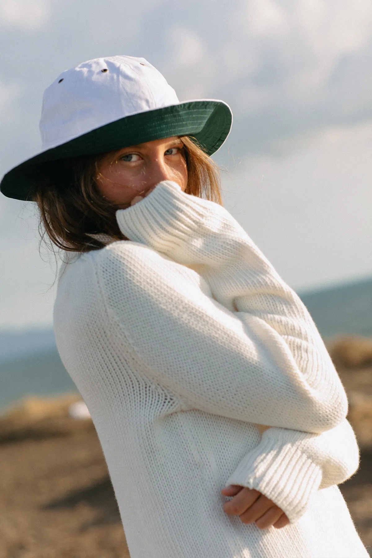 Women's Fisherman's Sweater in Egret